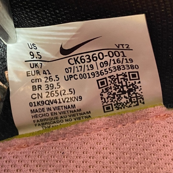 Nike Renew Run Running Shoe - Picture 8 of 8